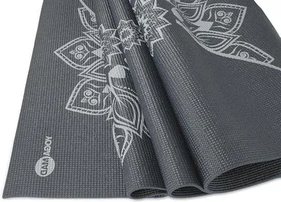 Produktbild von Famanu Yogamat mit Ausrichtungsmarkierungen - umweltfreundliches Material - 4 mm - ultraleicht