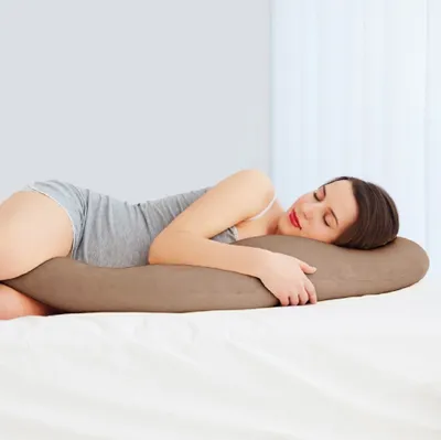 Obrázek produktu pro Polštář pro spánek na boku, pískově šedý, cca 40 x 140 cm – potah z mikrovlákna včetně prémiového polštáře, pratelný, jako polštář na tělo i na spaní