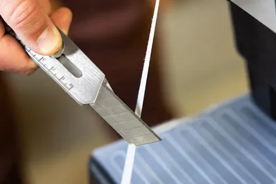 Obrázek produktu pro NEO TOOLS Multifunkční nůž 6 v 1 – Skládací nůž na koberce s čepelí 18 mm, pouzdro z nerezové oceli – Praktický univerzální nástroj