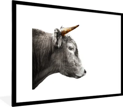 Produktbild von MuchoWow® Gerahmtes Poster Schottischer Highlander - Horn - Gold 80x60 cm - Poster mit Schwarzem Bilderrahmen Wandposter Rahmen Foto Bilder - Schlafzimmer-Dekorationen - Fotoposter