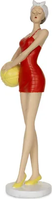 Obrázek produktu pro Dekorativní figurka koupající se dáma červená 32,5 cm s míčem - námořní retro figurka v plavkách z polyresinu ve vintage stylu - elegantní plážová dekorace letní dekorace dekorativní figurka ženy do koupelny