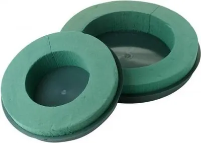 Produktbild von OASIS® Ideal Nass-Steckschaum Pflanzring Kiley in Papercompound Schale, grün, 4,5cm, Ø24cm - Nasssteckmasse