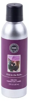 Zdjęcie produktu dla Odświeżacz do pomieszczeń Room Spray Kiss in the Rain bez aerozolu Bridgewater Candle