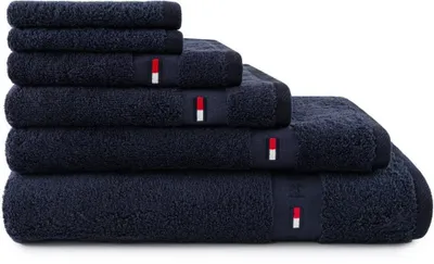 Produktbild von Tommy Hilfiger - Duschtuch, Navy (Marineblau), Frottee, 520 g/m², 100% gekämmte Baumwolle, Jacquardborte und Stickerei, weich und saugfähig, 70 x 140 cm – Blu Navy