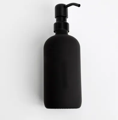 Produktbild von Natural Goods Berlin KLEAN Seifenspender mit Etiketten, hochwertiger & nachfüllbarer Seifenspender für Küche & Bad, matt Schwarz, Edelstahl Pumpkopf Schwarz, 500 ml