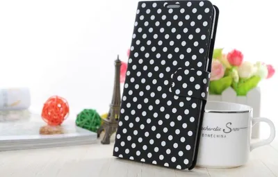 Produktbild von Schutzhülle Tasche (Flip Quer) für Handy Apple iPhone 6 Plus Schwarz / Weiß