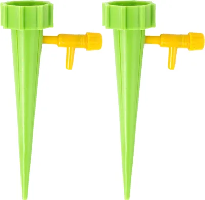 Produktbild von 2pcs Tropfbewässerung Automatische Wassersparung mit Schalter Verstellbares Blütenwässerungspikes Haushaltsvorräte-Grün