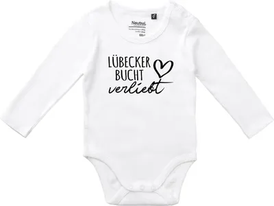 Produktbild von Huuraa Baby Body Lübecker Bucht verliebt 68 White  Baumwolle Fairtrade Langarmbody Geschenkidee