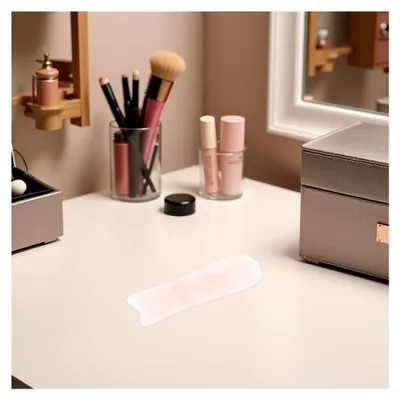 Produktbild von Gua Sha Massagegerät aus Rosenquarz für Gesichtsmassage und Hautpflege