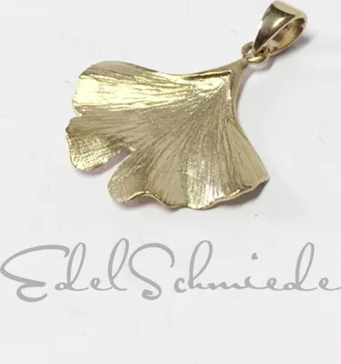 Produktbild von dezenter Ginko Anhänger in 585/- Gelbgold matt