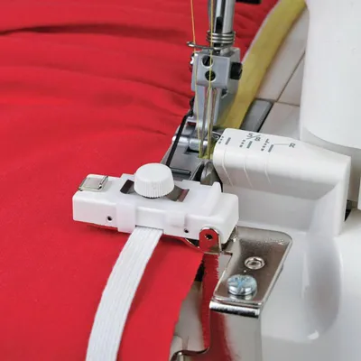 Obrázek produktu pro Vodič pro všívání a řasení gumy (3,5 - 8 mm) pro overlock Janome AT2000D