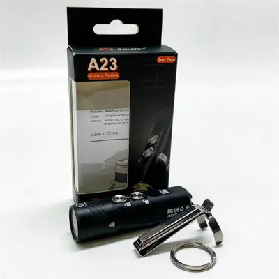 Produktbild von RovyVon A23 Taschenlampe, 1000 Lumen, Superhelle Hand-Taschenlampe, Wiederaufladbar, EDC-Schlüsselanhänger, 7 Modi, wasserfest für Wandern, Outdoor