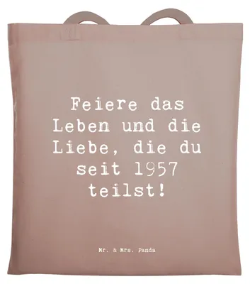 Produktbild von Mr. & Mrs. Panda Tote Bag Spruch 1957 Geburtstag feiern - Braun Pastell - Geschenk, besondere Momente, Laptoptasche, Leben, Geburtstagsgeschenk, Jubiläum, Jutebeutel