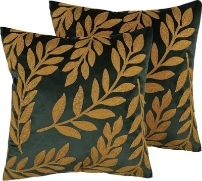 Produktbild von BELIANI Dekokissen 2er Set Grün/Gold Polsterbezug aus Samtstoff 45 x 45 cm Blumenmotiv Elegante Optik Wohnzimmer Salon Schlafzimmer