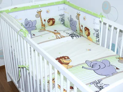 Produktbild von 3 teiliges Baby Bettset mit Bettwäsche und Nestchen für Bett 70x140 cm - 8. Safari Grün