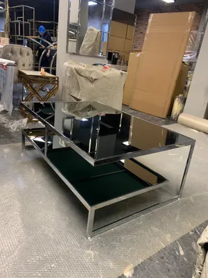 Produktbild von Edles Beistelltisch Wohnzimmertisch Couchtisch Glassman 2 Ebenen aus schwarzem Hartglas mit Silbernen Metallrahmen 120x80cm