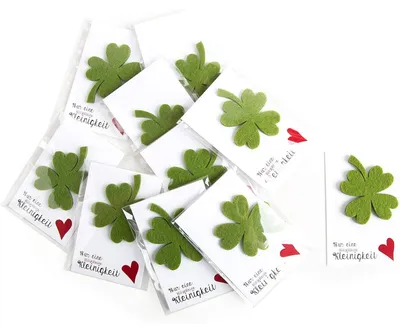 Produktbild von 10 grüne Glückskleeblätter & Nur eine klitzekleine Kleinigkeit Kärtchen - kleine give aways10 Stück