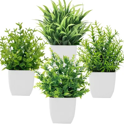 Productafbeelding van 4 kunstplanten in potten, plastic namaakplanten voor thuis, de badkamer, het kantoor of als decoratie op een tafel.
