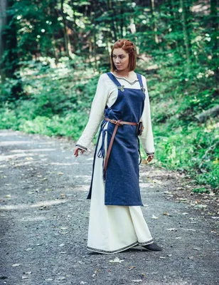 Produktbild von Wikinger-Überkleid Blau "Aleiga" LXL
