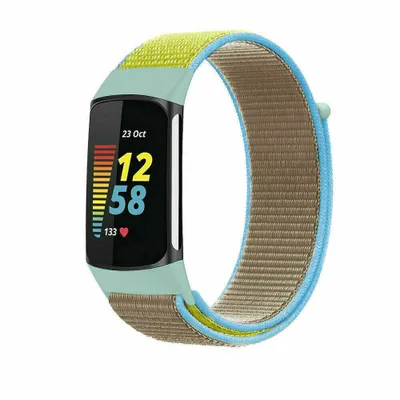 Produktbild von Strap-it Fitbit Charge 5 Nylonarmband (Kamel)