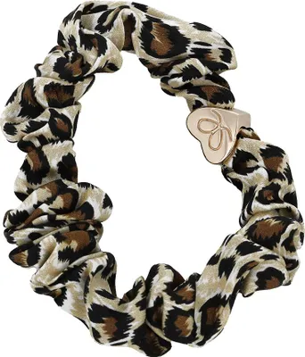 Produktbild von By Eloise London Gold Heart Silk Scrunchie Leopard