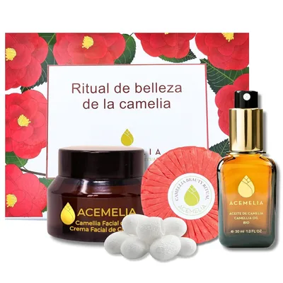 Produktbild von Camellia Beauty Ritual Pack - Japanisches SAHO-Ritual mit Kamelienöl. Enthält BIO Kamelienöl, Gesichtscreme mit Kamelienöl, Gesichtsseife mit Kamelien