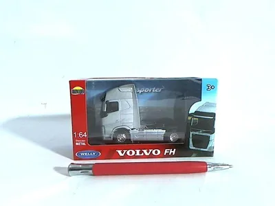 Zdjęcie produktu dla Model 1:64, VOLVO FH, ciągnik, biały