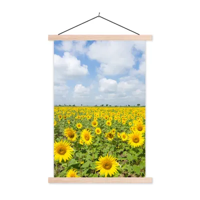 Produktbild von MuchoWow® Textilposter Sonnenblumen - Blumen - Wolken - Natur - Gelb - Landschaft 60x90 cm mit holzfarbenen Rahmen - Textil