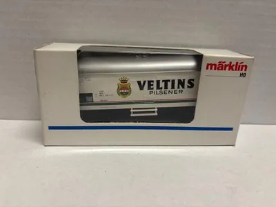 Produktbild von MÄRKLIN H0 Kühlwagen Veltins Pilsner