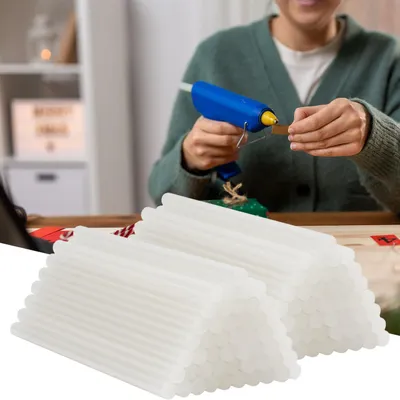 Produktbild von 100er-Set Heissklebestifte für Heissklebepistolen, transparent, Ø 11 mm, 20 cm, Heissklebesticks mit extra starker Klebekraft, schnelltrocknend