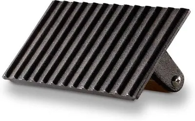 Image de Couteau à viande - en fonte avec manche en bois de chêne - noir