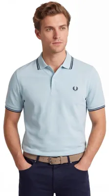 Produktbild von Poloshirt 2-Knopf-Piqué Fred Perry hellblau 100% Baumwolle