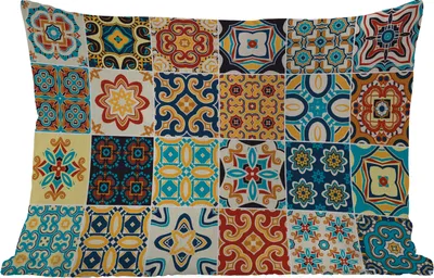 Produktbild von MuchoWow® Outdoor Kissen - Blumen - Vintage - Muster - Blau - Orange - 60x40 cm - Wetterfest - Lounge Kissen - Zierkissen - Kissen für Innenräume
