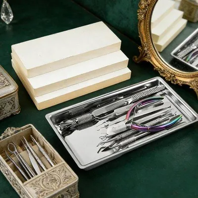 Zdjęcie produktu dla Mała taca ze stali nierdzewnej 304 - wytrzymały metalowy organizer - idealny do manicure i kosmetyki - Vemera
