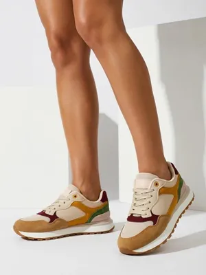Produktbild von Sportliche Damen-Sneakers mit dicker Sohle Kalven, Größe 39