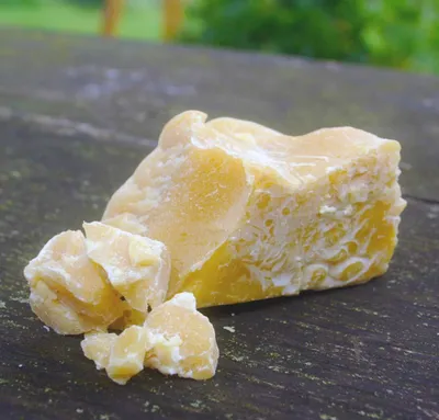 Bienenwachsbrocken, 500 g, reines Naturprodukt