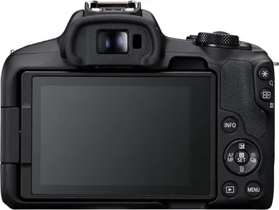 Immagine prodotto di CANON EOS R50 + RF-S 18-45mm f/4.5-6.3 IS STM + borsa + scheda SD da 8 GB + anello EF-EOS R