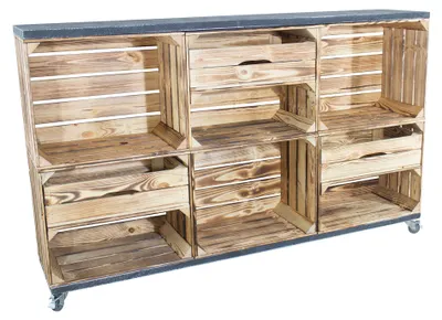 Produktbild von Kommode/ Raumtrenner aus 6 geflammten Kisten und 2 Bohlenbrettern in shabby schwarz auf Rollen, 150x93x30
