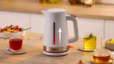 Image de Bosch TWK4M221, 1,7 l, 2400 W, blanc, plastique, indicateur de niveau d'eau, sans fil