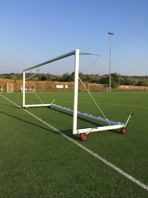 Zdjęcie produktu dla Przenośna, samostrzelająca bramka do piłki nożnej 8-a-side - 6 x 2,10 m