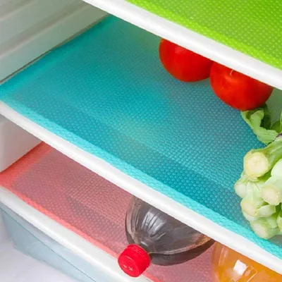 Produktbild von 7-teiliges Regalmatten-Kühlschrank-Einlagen, waschbare Kühlschrankpolster, Kühlschrankmatten, Schubladen-Tischsets, Haushalts-Küchengeräte-Zubehör, Organisation für den oberen Gefrierschrank (2 grün + 2 rosa + 3 blau)