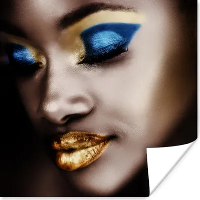 Produktbild von MuchoWow® Poster Frau - Gold - Lippenstift 100x100 cm - Babyzimmer