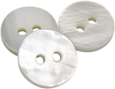 Zdjęcie produktu dla Guziki z morwy 12 mm, 50 sztuk, naturalny perłowy, do projektów krawieckich