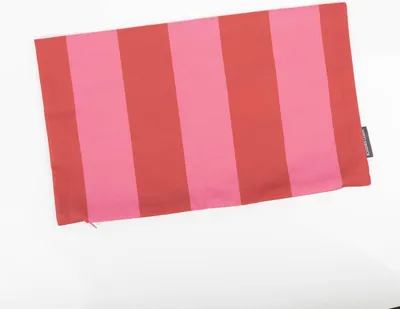 Produktbild von Kissenhülle Streifen rot pink verschiedene Größen – SCHÖNER LEBEN. Größe 30x50cm (HxB) 30x50cm (HxB) Größe