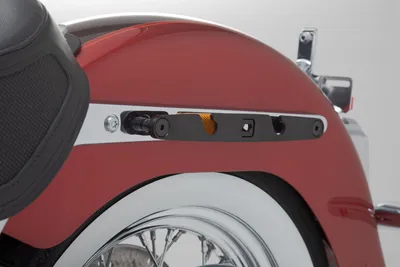 Produktbild von SW-MOTECH SLH Seitenträger links Softail Deluxe