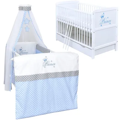 Produktbild von Baby-Delux Babybett Kinderbett Gitterbett Natalie Prince 140×70 inkl. Beißschienen Schublade mit 10-tlg Bettwäsche Set Prince Stars
