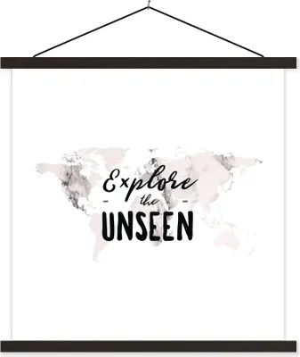 Produktbild von MuchoWow® Textilposter Weltkarte - Zitat - Marmor 40x40 cm mit schwarzem Rahmen - Fotos