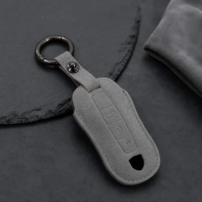Obrázek produktu pro Obal na klíče Alcantara pro klíče Porsche, barva šedá – prémiové pouzdro s kroužkem na klíče a karabinou