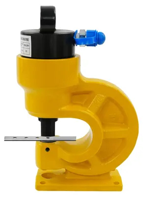 Produktbild von Hydraulisches Lochstanzwerkzeug - 31 t/304 kN - 95 mm Ausladungstiefe - 4 Stanzmatrizen - Stahl - Manuell - Hellgelb