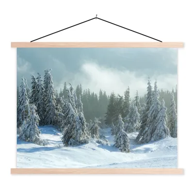 Produktbild von MuchoWow® Textilposter Wald - Schnee - Winter 40x30 cm mit holzfarbenen Rahmen - Bilder